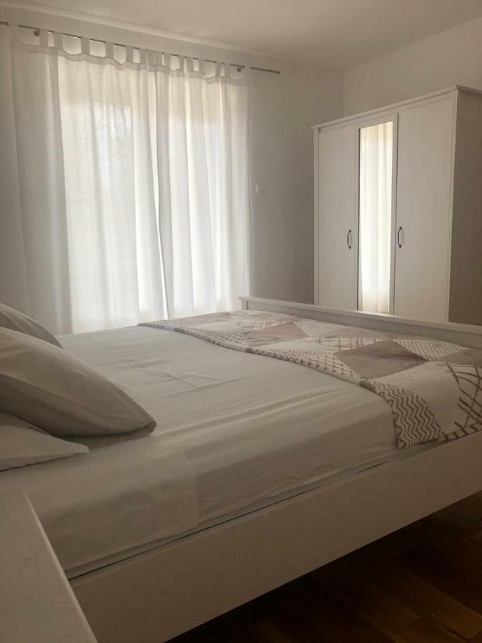 Apartments Antonia Makarska Eksteriør billede